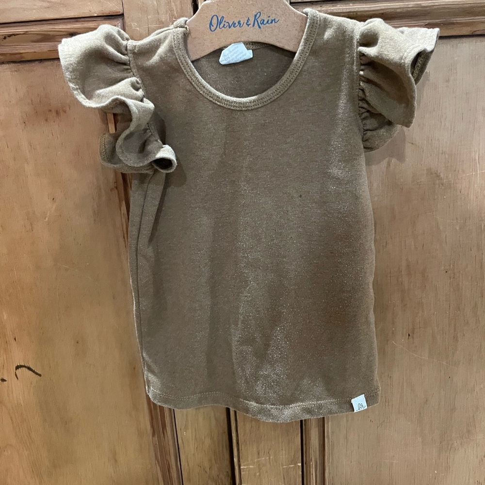 Brown Short Sleeve Tee with Classic Crew Neck